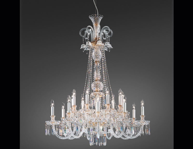 283 modern Italian chandelier with clear glass