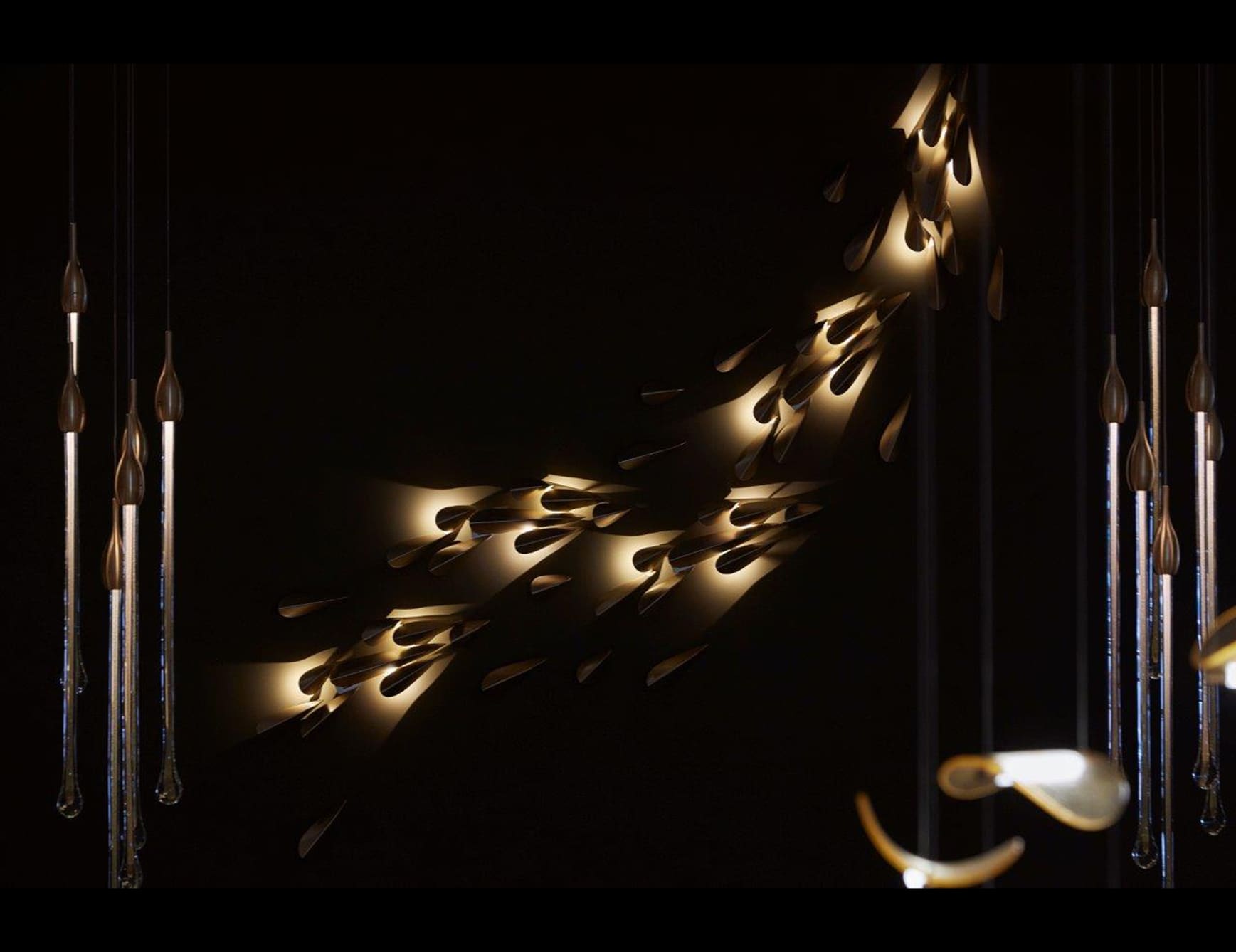 Anodine Wall modern luxury sconce with gold metal