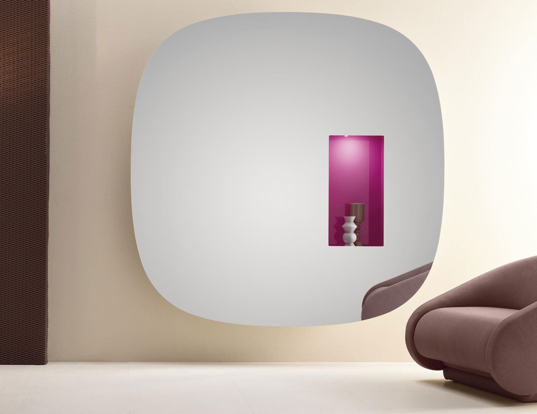 Aperture contemporary Italian mirror with