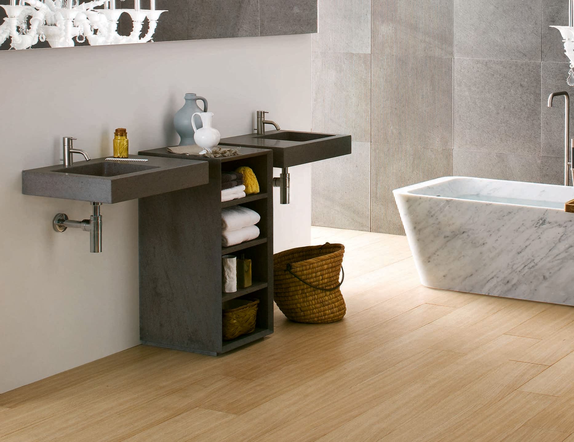 Duo contemporary Italian bathtub with grey Bianco Carrara stone