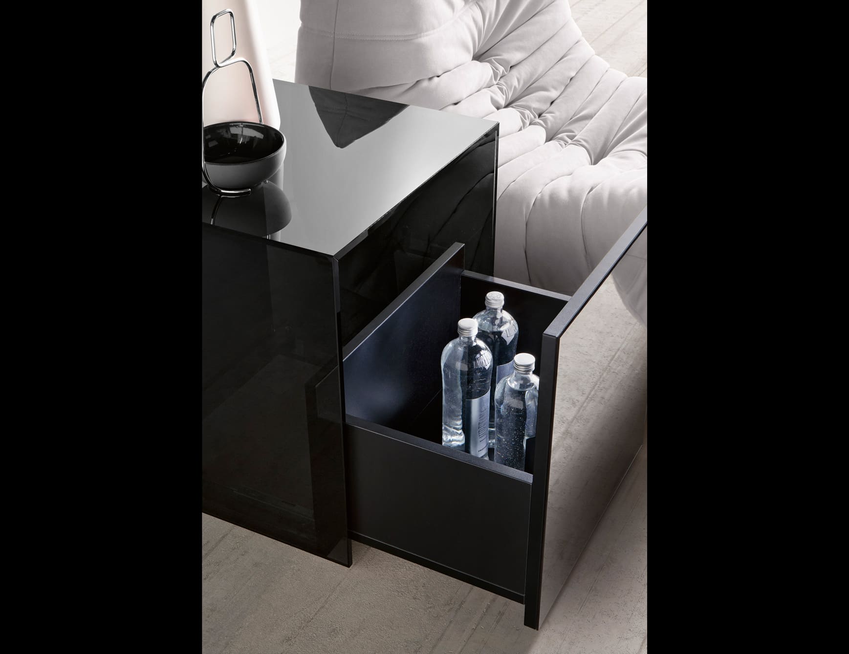 Gotham SIDE contemporary Italian nightstand with black glass
