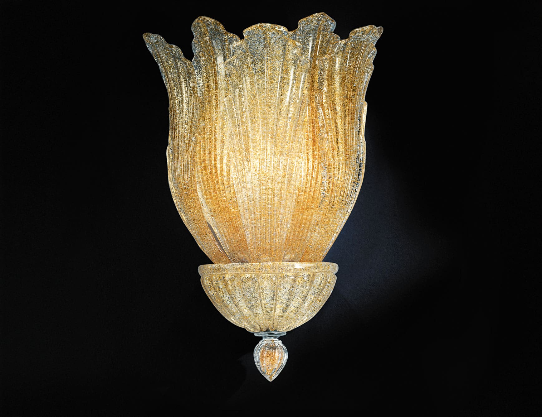 Impero modern Italian sconce with gold glass