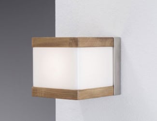&lt;p&gt;
	Libe Designer Italian Wall Light designed by Gianpaolo Rampolla &amp; Andrea Liguori is shown in natural oak wood. The diffusion of light is amplified by Asfour crystal lozenges. Chromed metal base.. Made in Italy.&lt;/p&gt;
