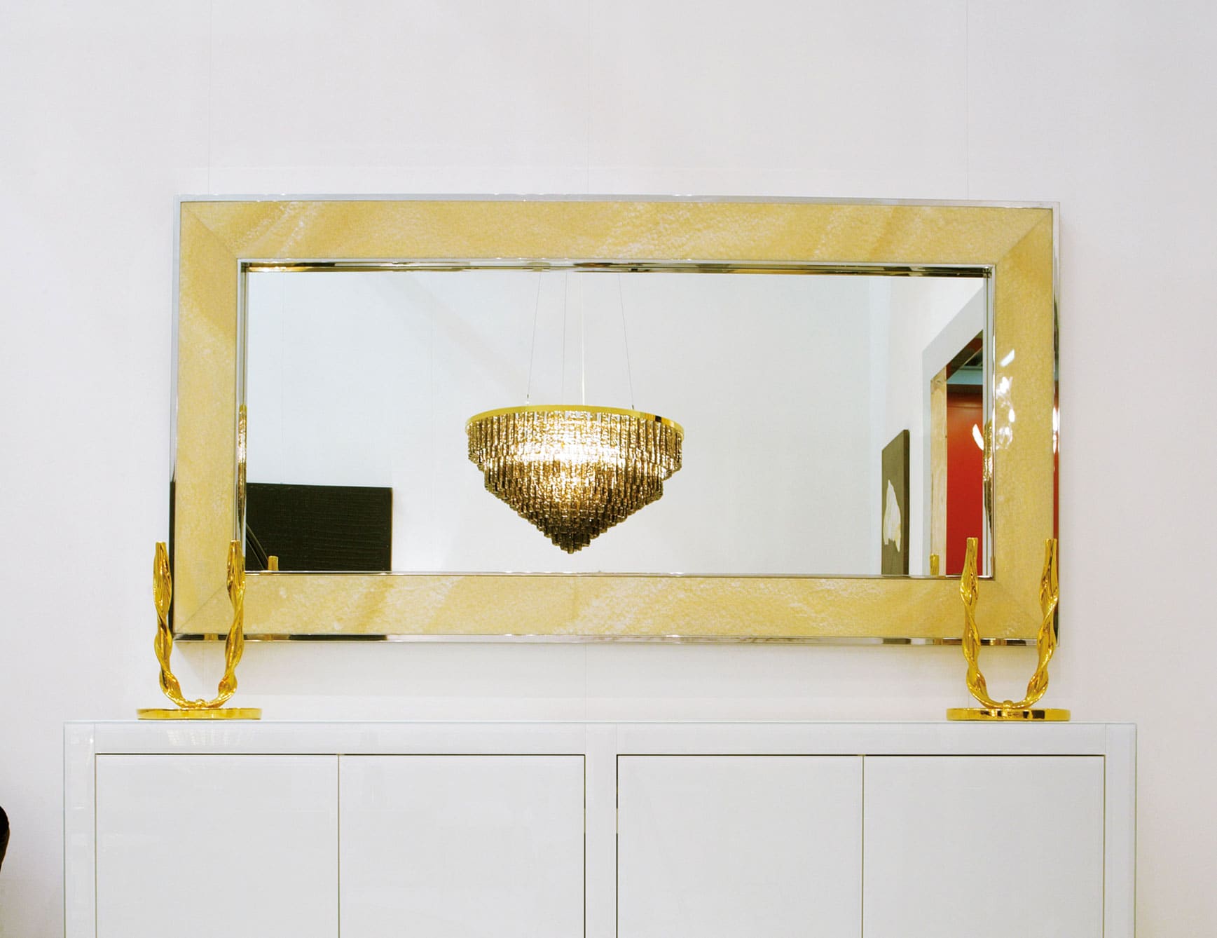Kudrun modern luxury mirror with yellow Honey onyx
