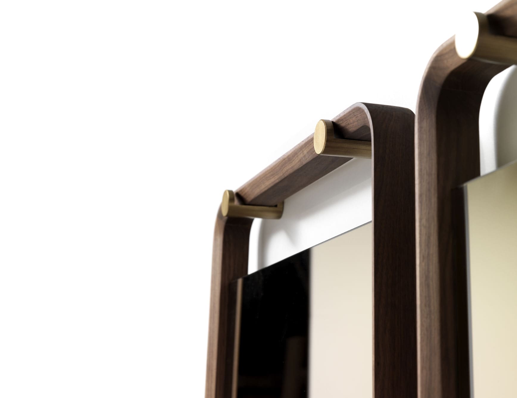 Marie modern Italian mirror with brown leather