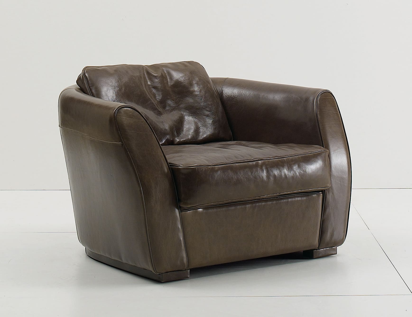 Nancy modern Italian sofa chair with brown leather