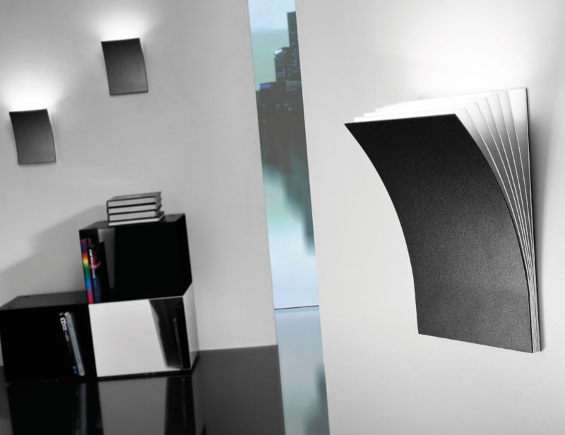 Polia modern luxury sconce with black metal