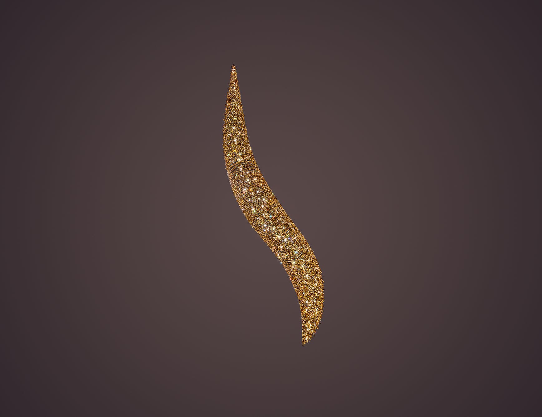 Vague classic luxury chandelier with gold crystal