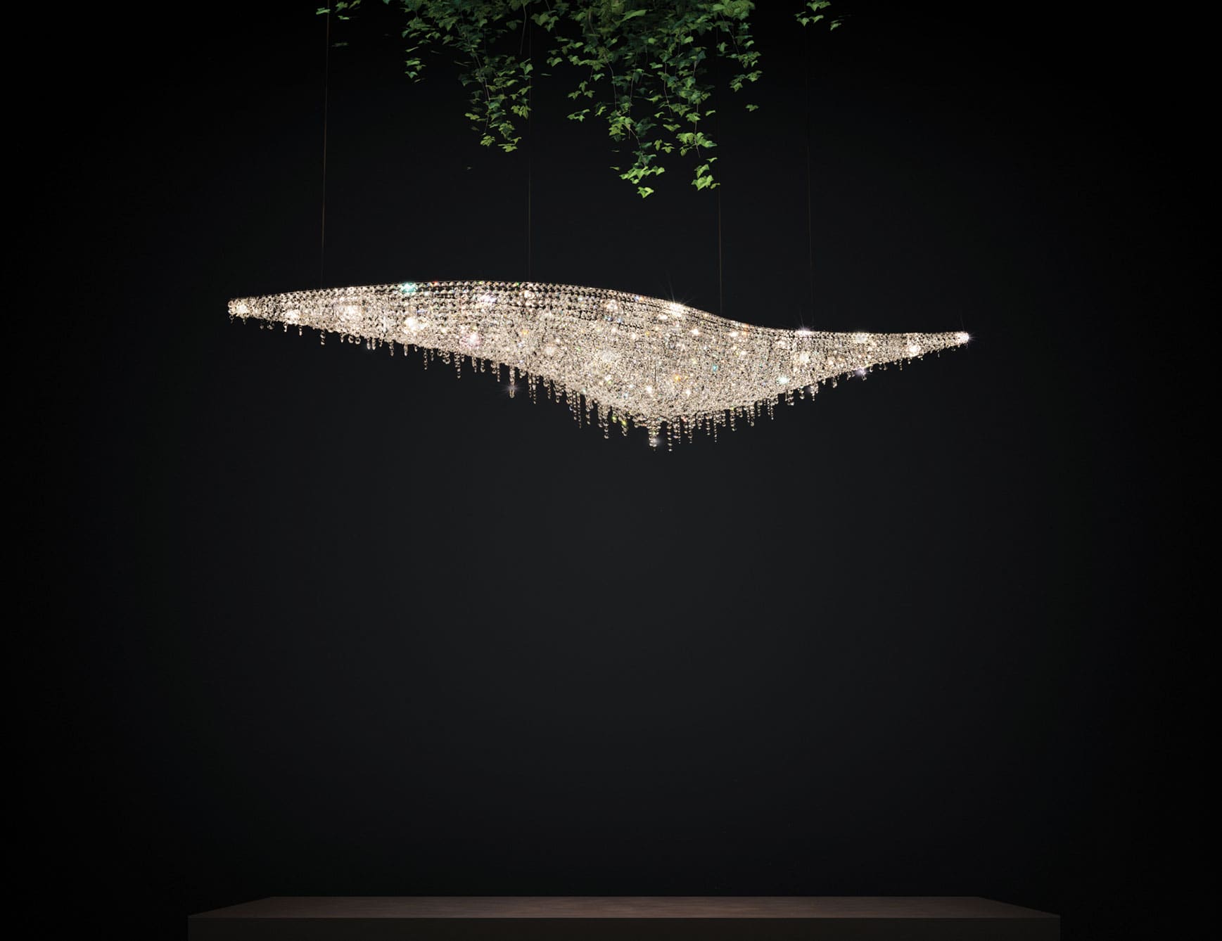 Vague classic luxury chandelier with clear crystal