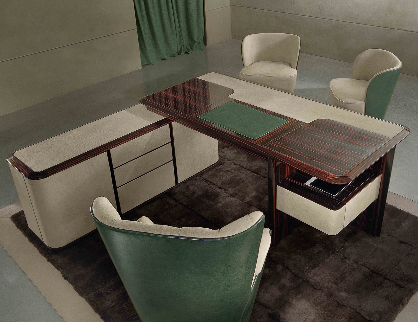 Bruce_desk_top_A_Cropped