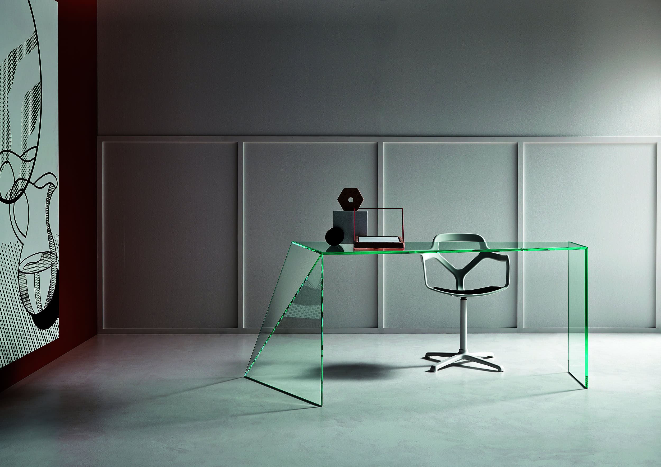 penrose desk vetro
