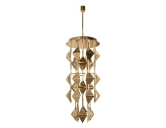 &lt;p&gt;Wave luxury Italian chandelier shown in Borosilicate extra clear glass. Structure made of metal with a matte gold finish. Borosilicate glass heights in triangular section along the perimeter, at different heights creating a wave effect. This luxury collection features the finest Italian craftsmanship and brings effortless sophistication to any space. Made in Italy&lt;/p&gt;
