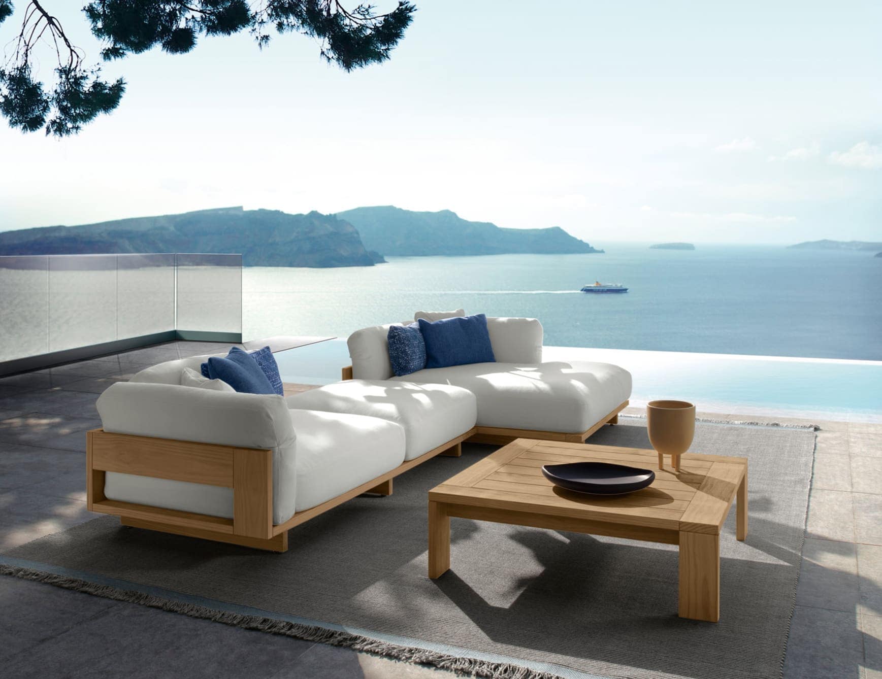 Argo - Luxury Italian Furniture Store Nella Vetrina