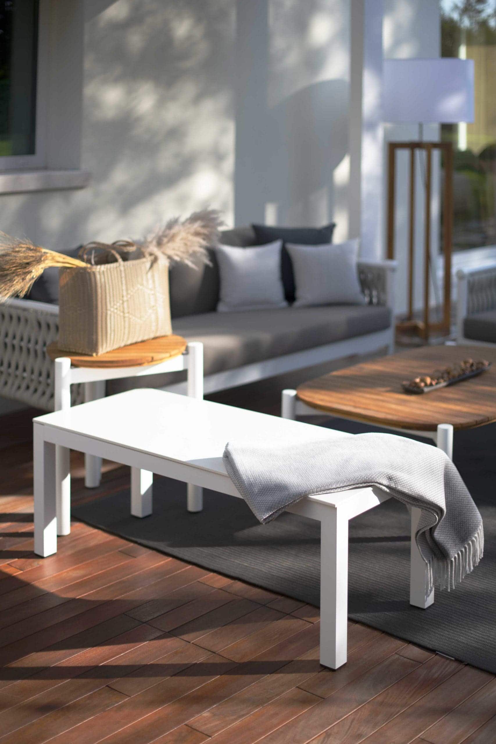 Flair Panca contemporary Italian ottoman bench with white metal
