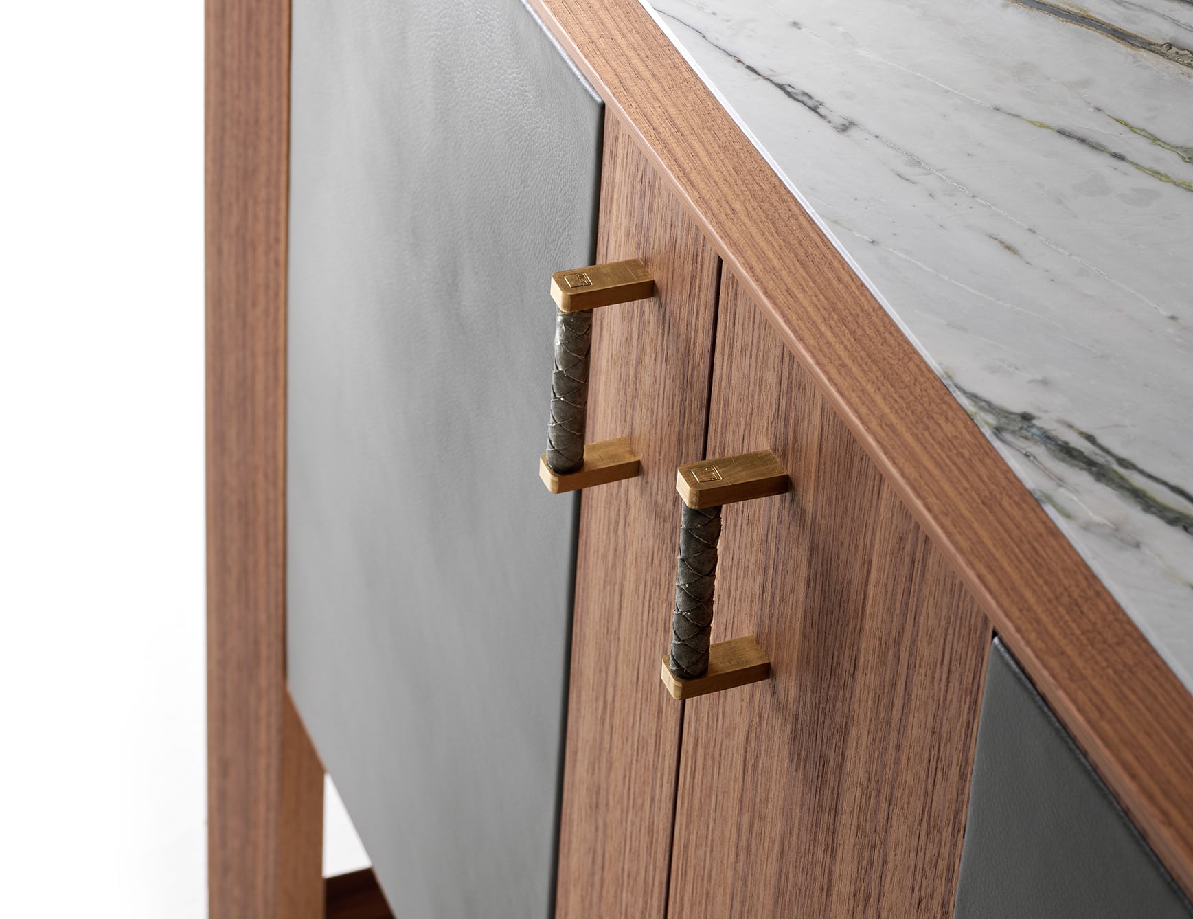 damaris-credenza-dett