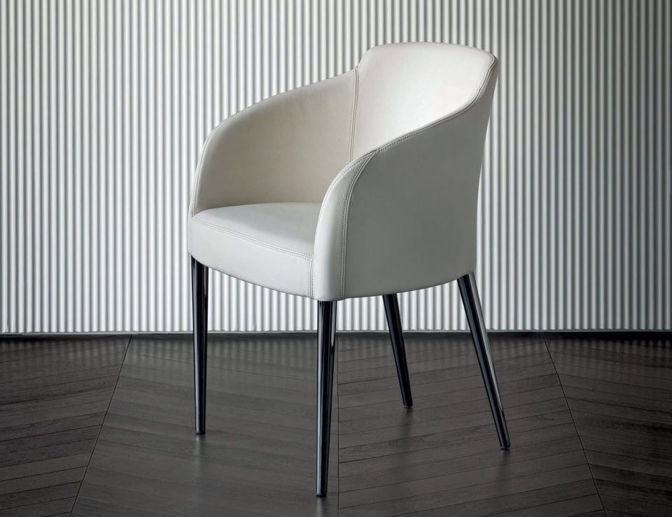 Egg modern luxury chair with white leather