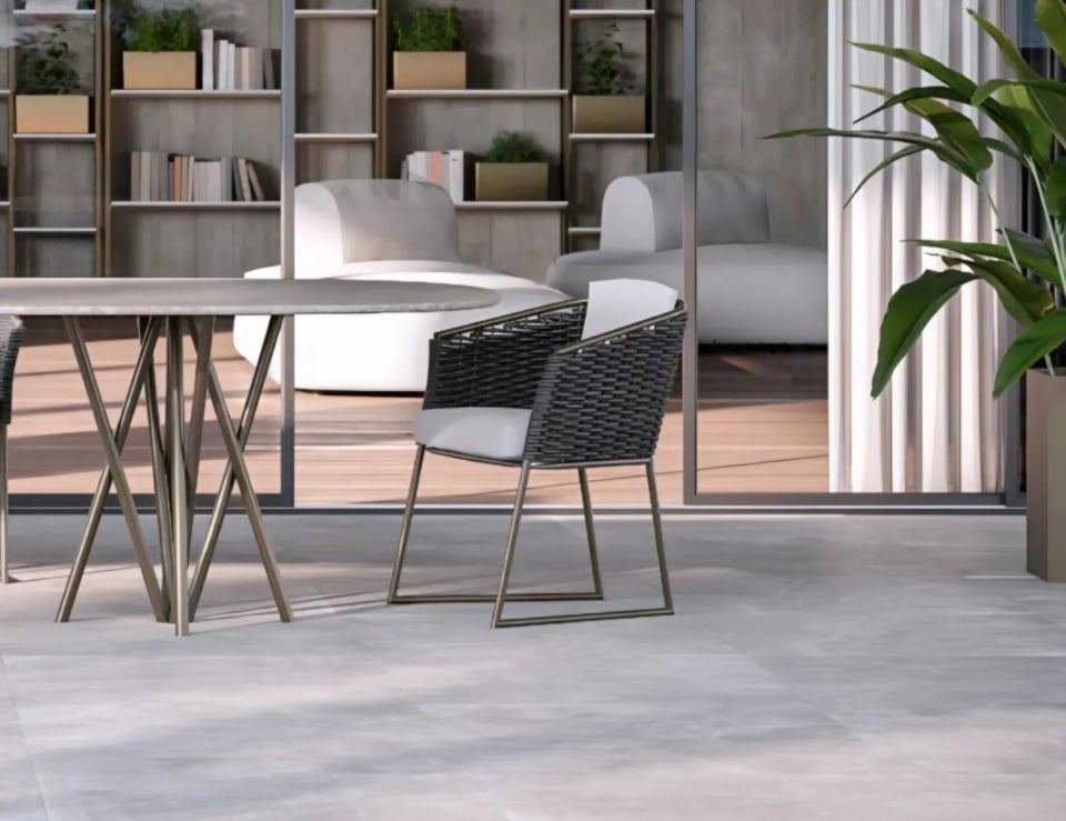 Modern interior with table and chairs